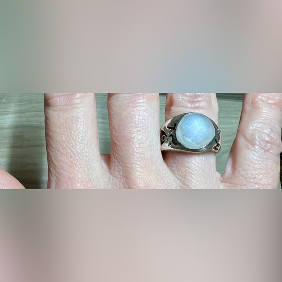 Vintage Badavici H.K. Sterling Silver Rainbow Moonstone Cabochon Ring, Size 7 - Picture 9 of 12